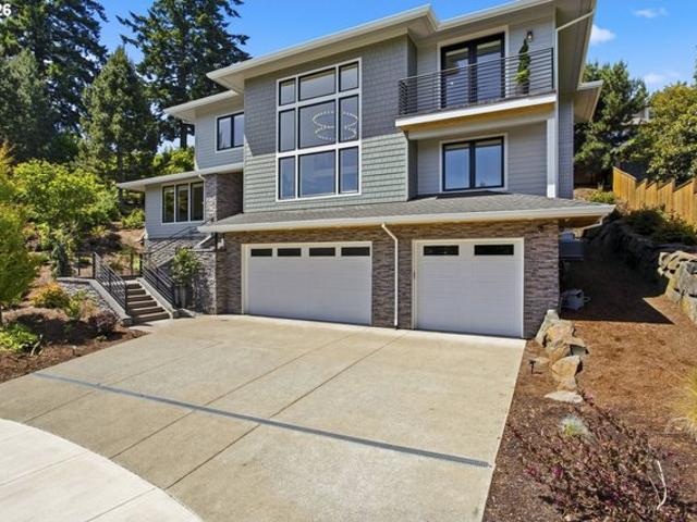 House for sale in Oregonia