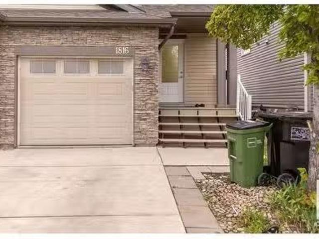 House for sale in Wedgewood, Alberta