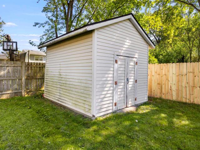 House for sale in Belvidere, Boone County