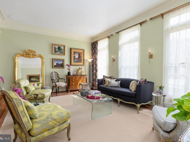 Townhouse for sale in Virginia