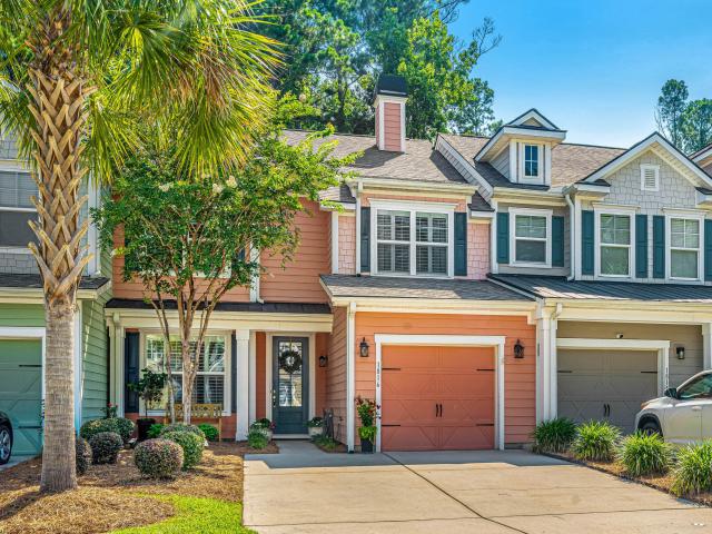 Townhouse for sale in Mount Pleasant