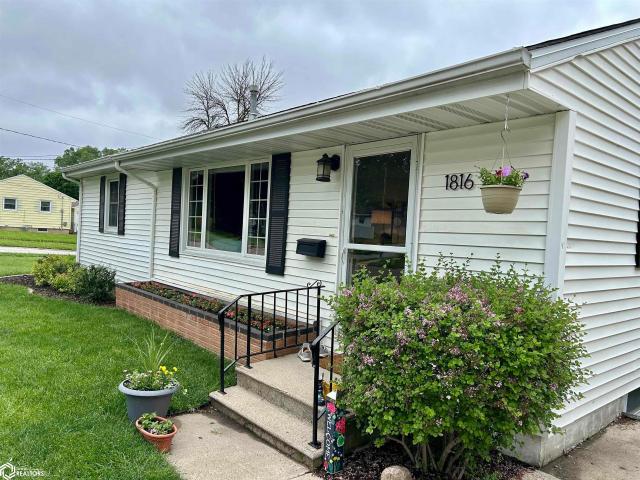House for sale in Iowa Falls, Iowa
