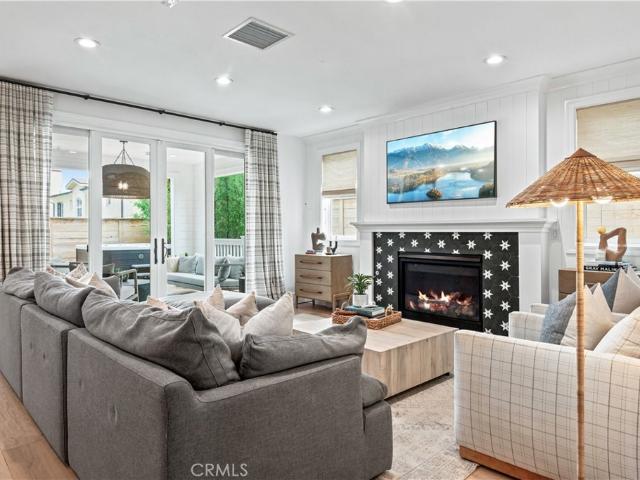 House for sale in Tree Section, Manhattan Beach