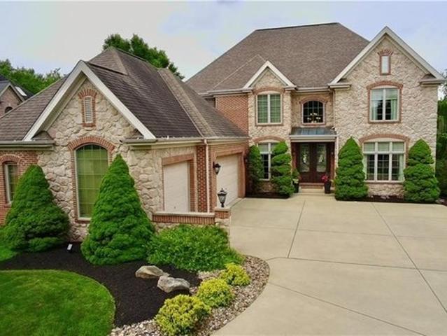 House for sale in Valencia, Pennsylvania