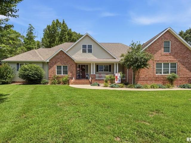 House for sale in Carterville, Illinois