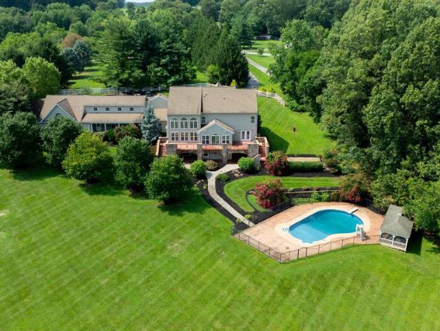 Farm for sale in New Park, Pennsylvania