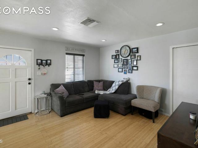 House for sale in Duarte
