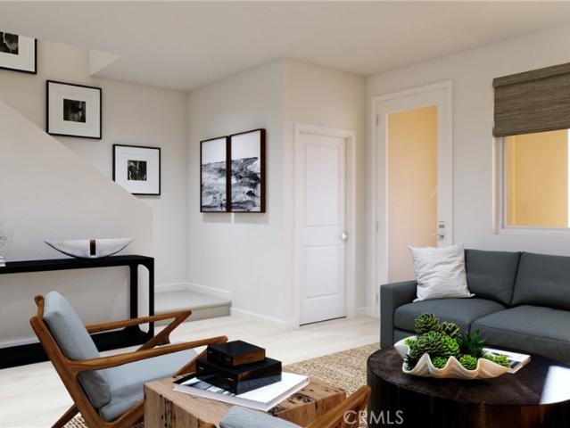 Townhouse for sale in Santa Ana, Lyon Street