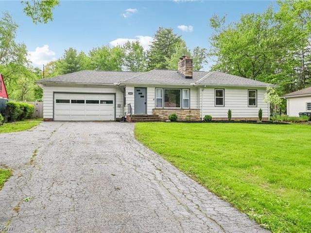House for sale in Broadview Heights, Ohio