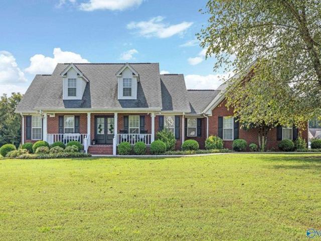 House for sale in Arab, Alabama