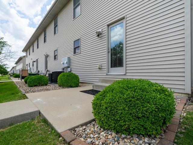 Townhouse for sale in Mclean, Illinois
