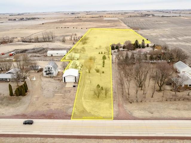 House for sale in Spirit Lake, Dickinson County