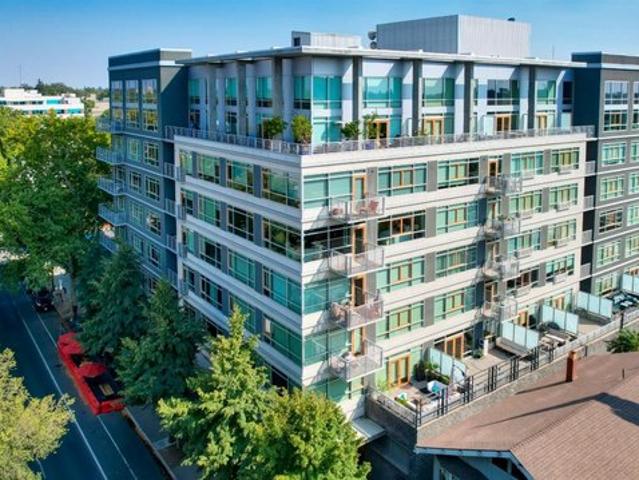 Condo for sale in Sacramento, California