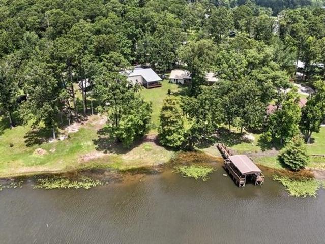 House for sale in Sabine, Texas