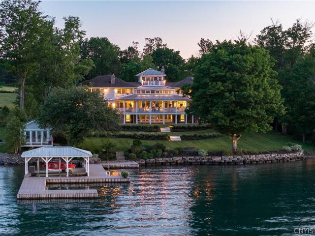 House for sale in Skaneateles, New York