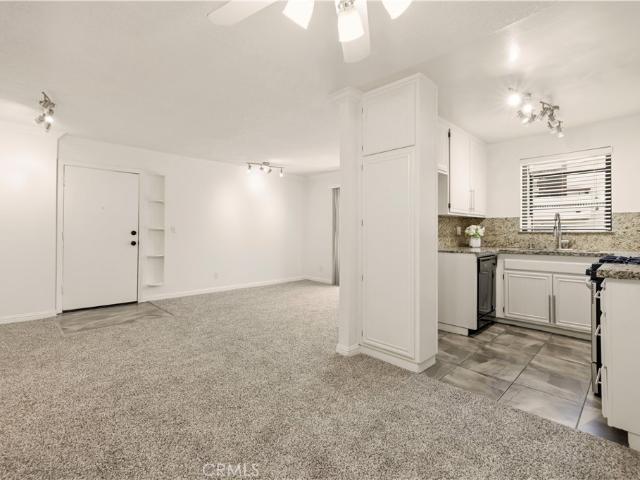 Condo for sale in Canyon Country, California