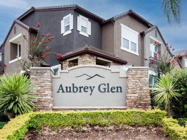 Condo for sale in Santee, California