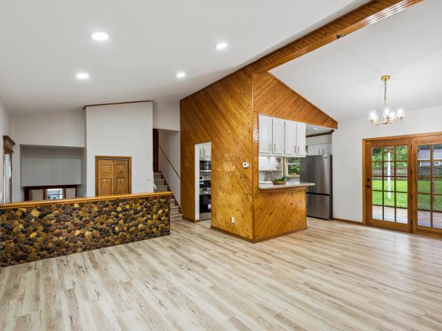 Property for rent in Lindenhurst, Illinois