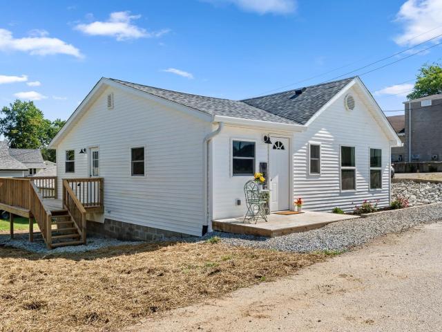 House for sale in Bedford, Lawrence County