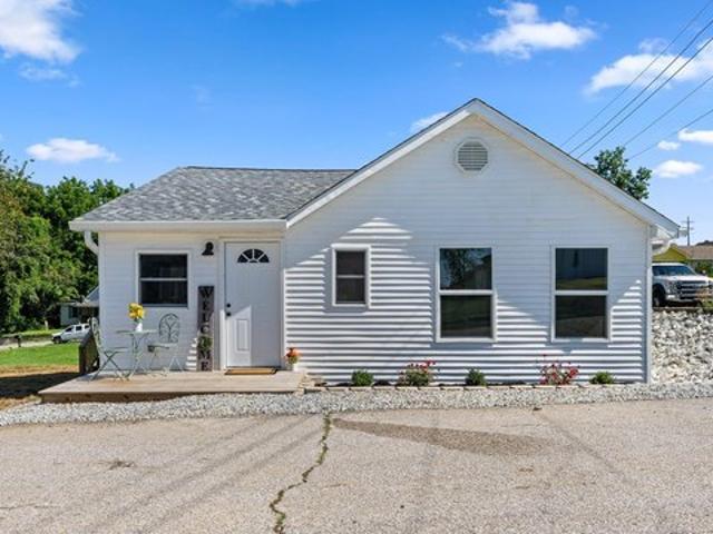 House for sale in Bedford, Indiana