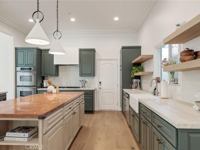 Property for rent in Redondo Beach, California