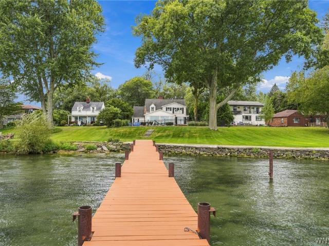 House for sale in Grand Island, New York