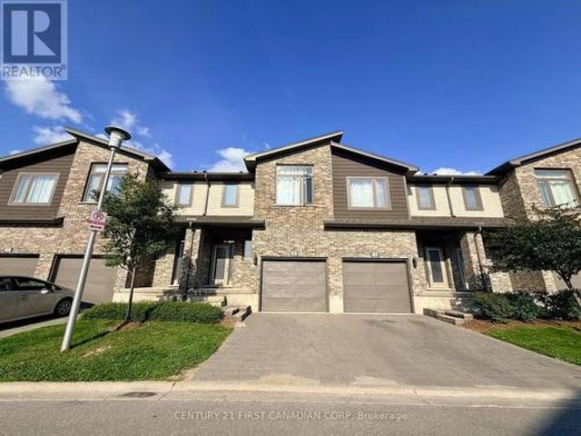 Townhouse for rent in Arva, Ontario