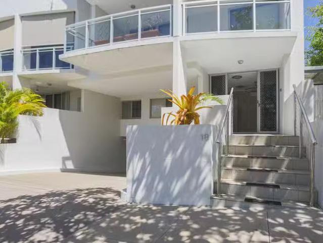 House for rent in North Ward, Queensland
