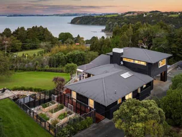 House for rent in Kawau Island, Oroua County