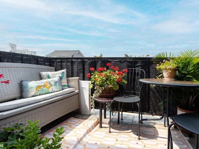 Condo for sale in Queens, Arverne