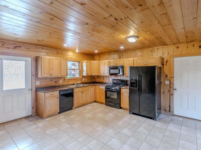 Duplex for rent in New Hampshire