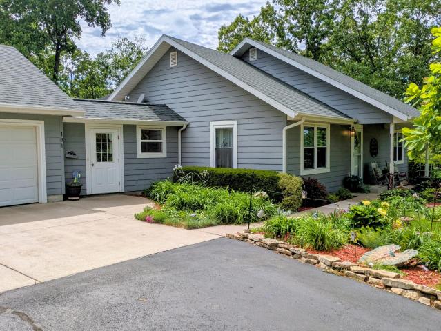 House for sale in Forsyth, Missouri