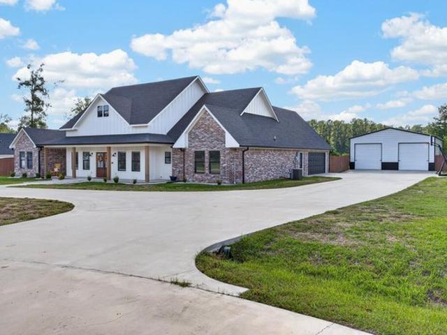 House for sale in Lufkin, Angelina County