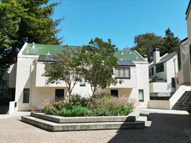 Townhouse for sale in Mountain View