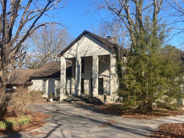 Farm for sale in Calera, Alabama