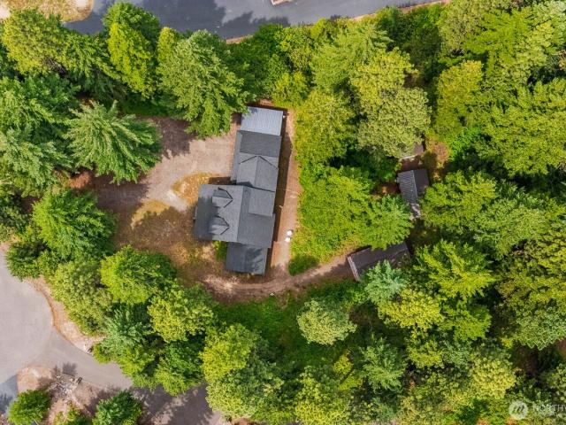 House for sale in Ronald