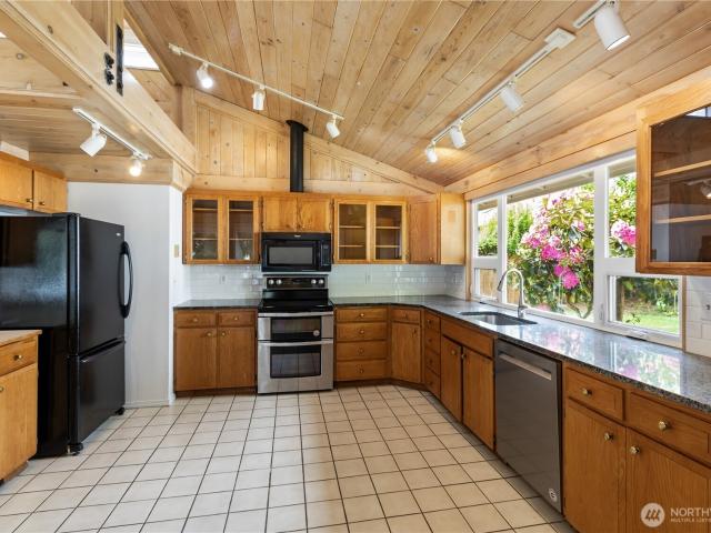 House for sale in Shelton, Washington