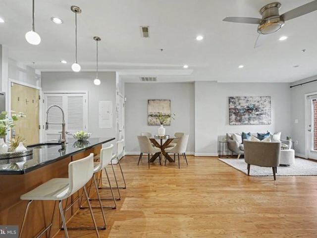 Condo for sale in Alexandria, Virginia