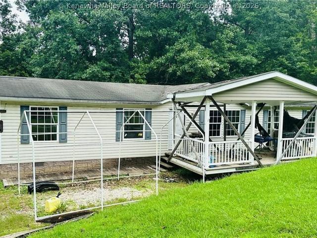 House for sale in Charleston, West Virginia