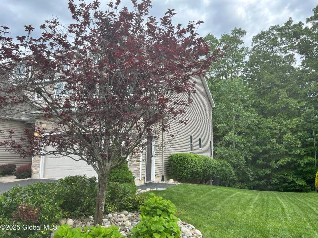 Townhouse for sale in Schenectady