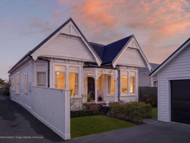 House for sale in Edgeware, Canterbury