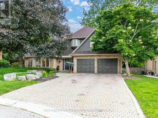 House for sale in Ancaster, Ontario