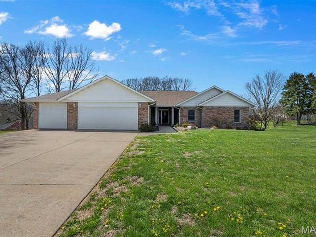 House for sale in Jackson, Missouri