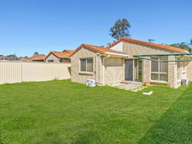 House for rent in Arundel, Gold Coast City