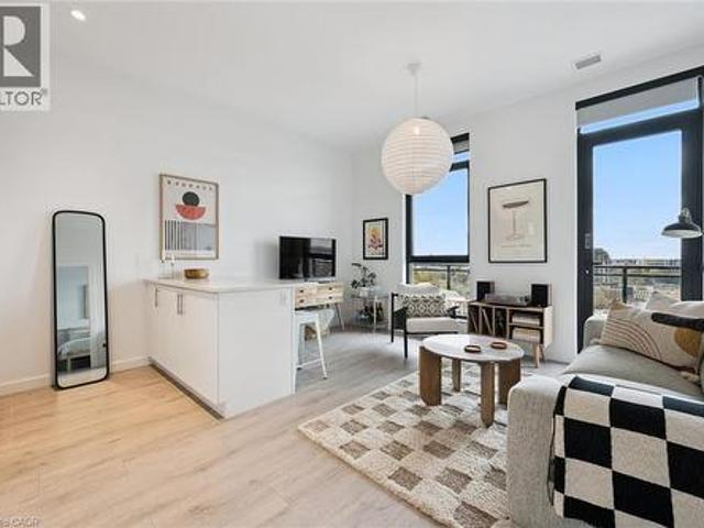 Condo for sale in Waterloo, Ontario