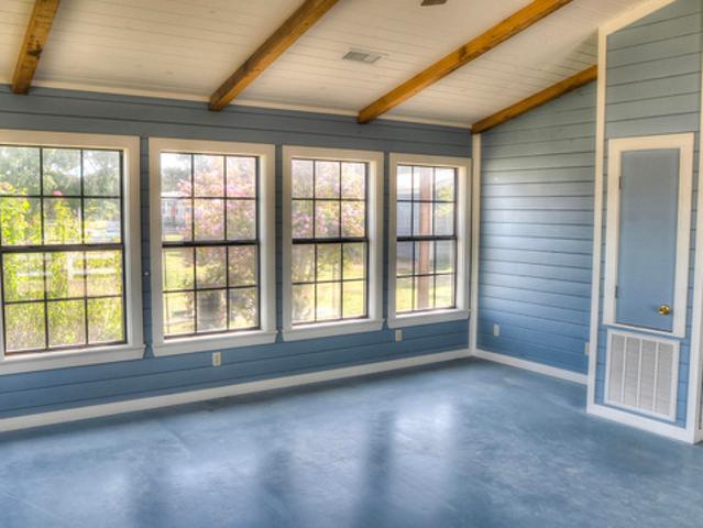 House for sale in Leakey, Texas