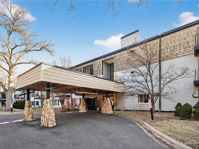 Condo for sale in Ramsey, Minnesota