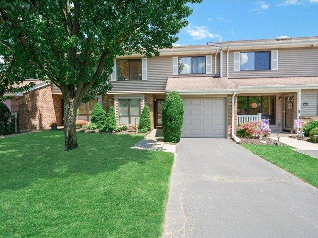 Condo for sale in Hidden Ponds Home Owners Association, Town of Smithtown