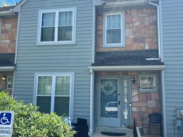 Townhouse for sale in Delco, Pennsylvania