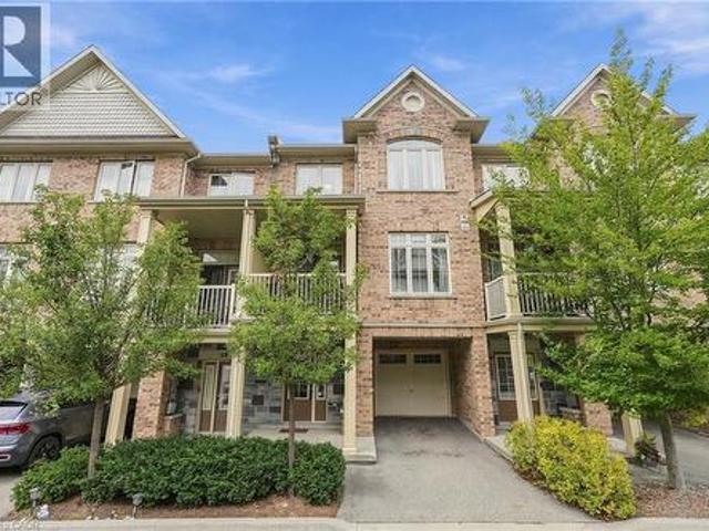 Townhouse for sale in Burlington, Ontario